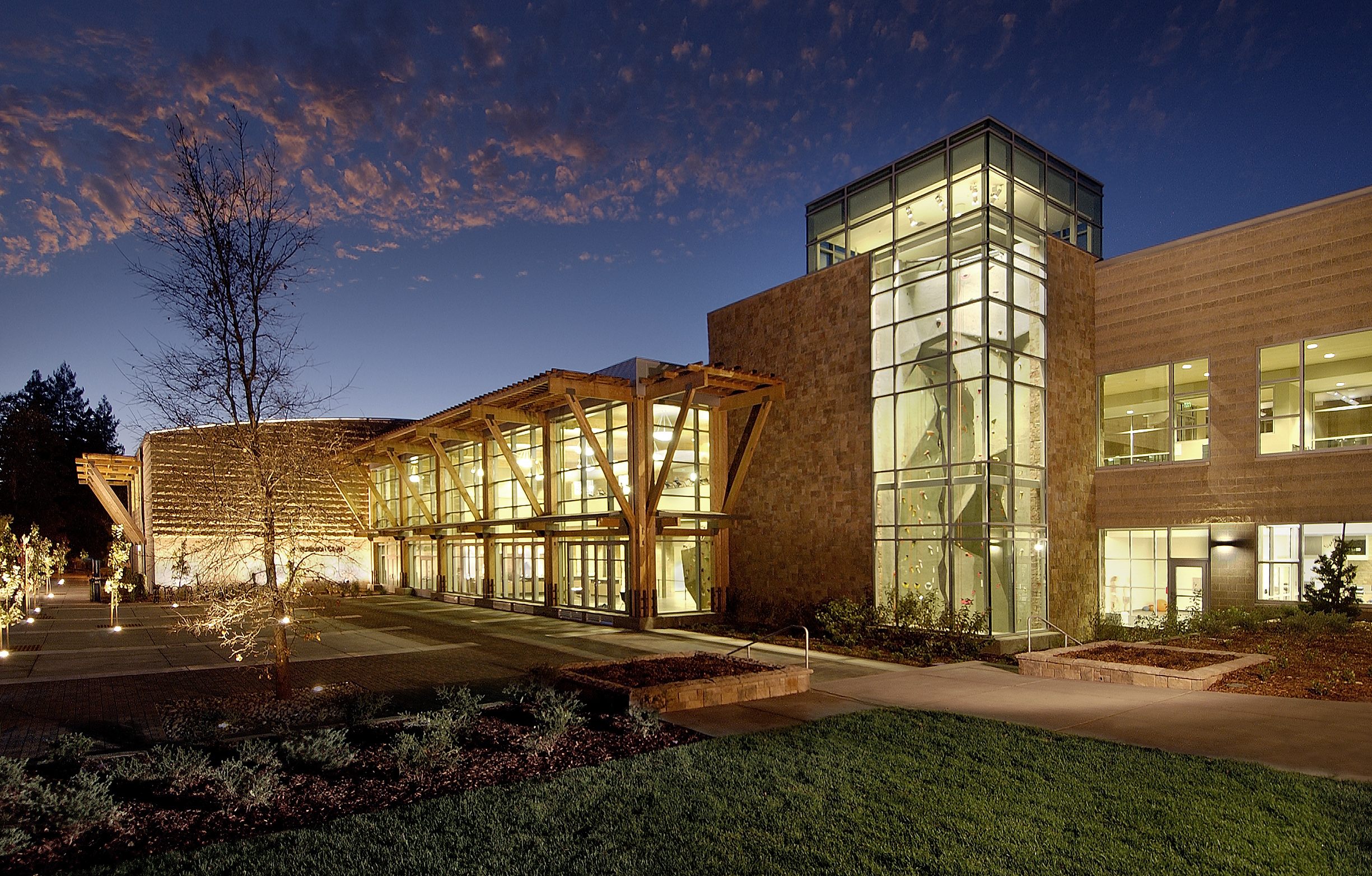 SONOMA UNIVERSITY RECREATION CENTER